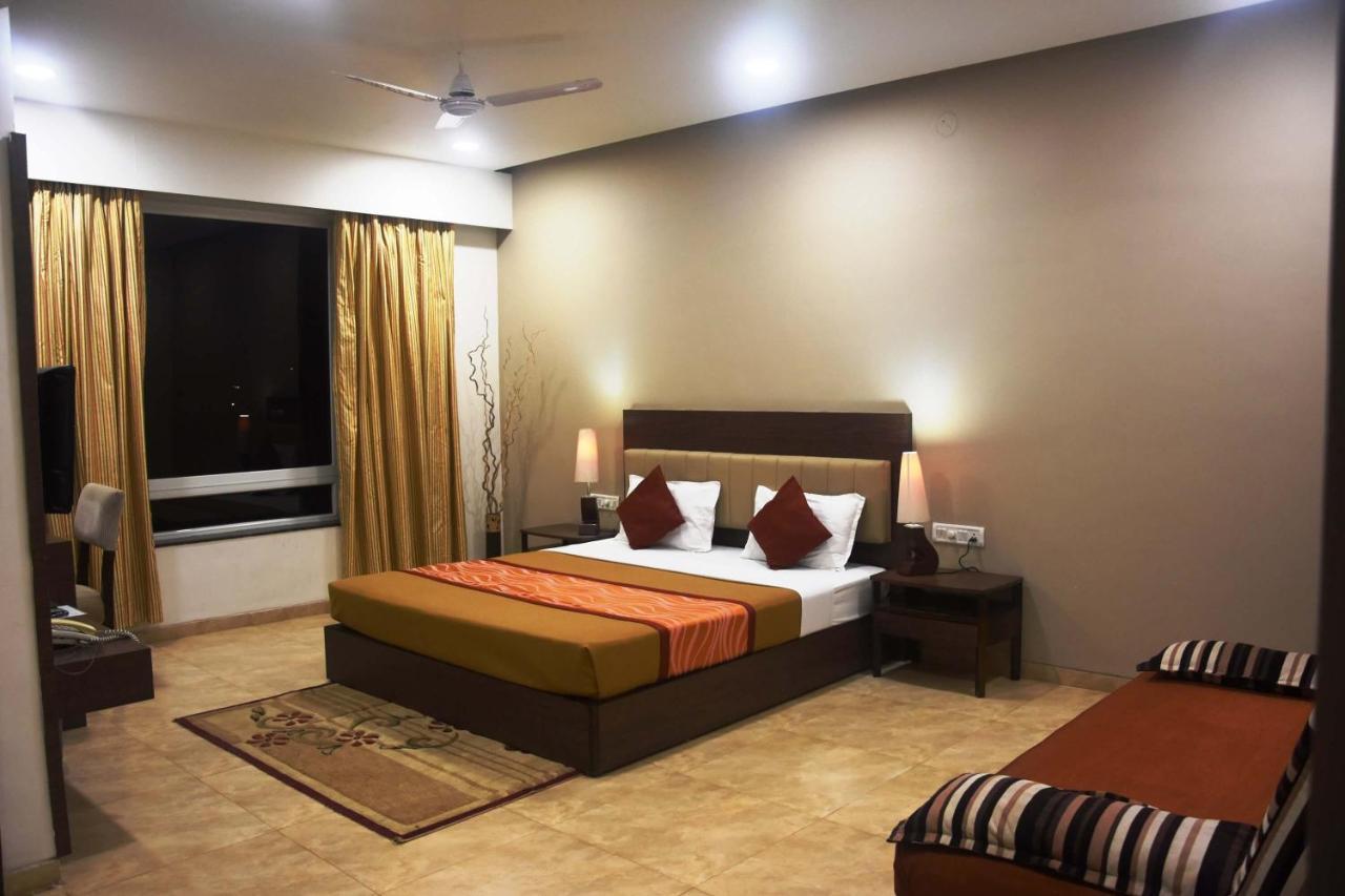 Hotel Dew Drops Boutique Retreat Igatpuri Esterno foto